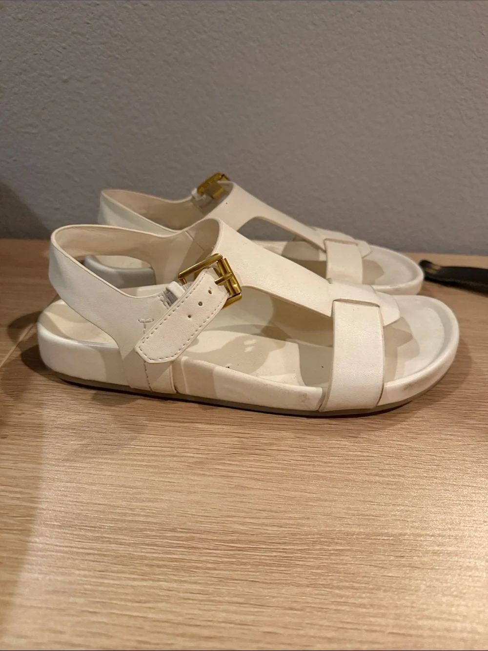 Franco Sarto classic white